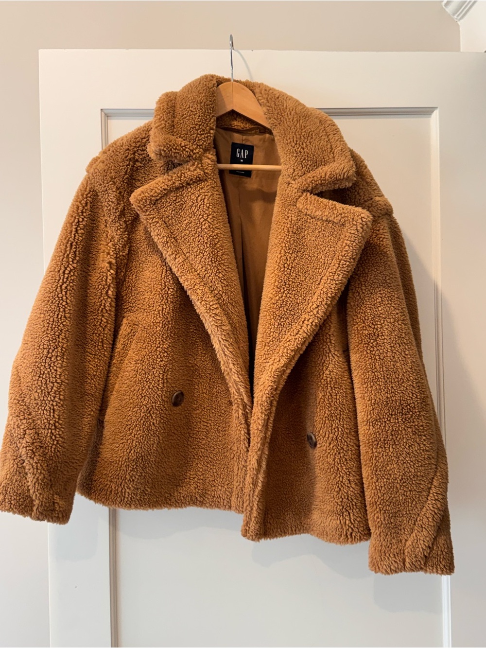 GAP Women's Teddy Jacket in Camel Brown